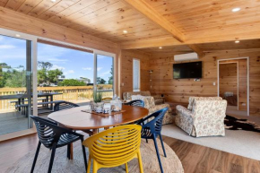 Matapouri Bayside Retreat - Matapouri Holiday Home